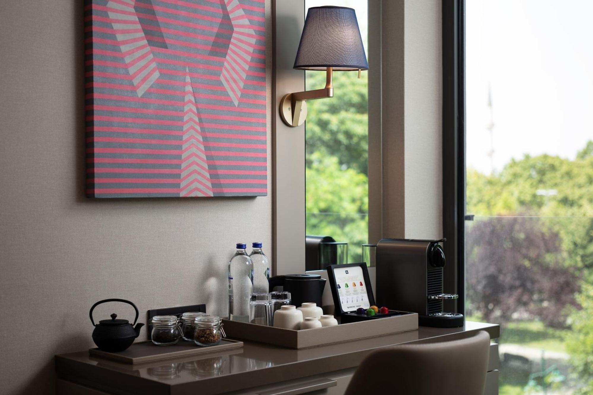 Lokalist, Istanbul, A Tribute Portfolio Hotel Экстерьер фото